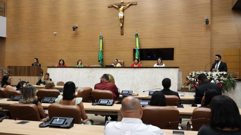 Alese celebra e destaca atuações dos assistentes sociais em sessão comemorativa