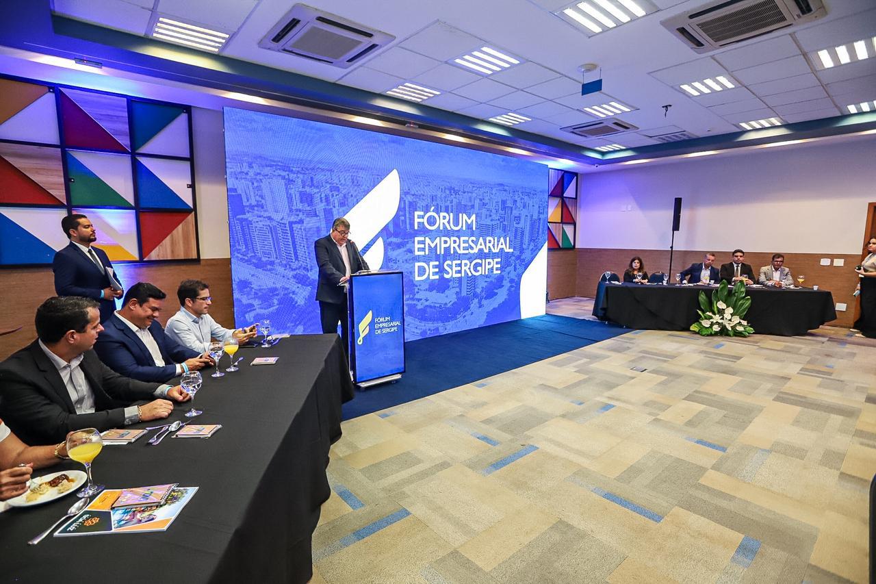 Deputados participam Fórum Empresarial de Sergipe