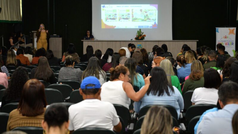 Seduc dá início à segunda edição de trilhas formativas do Programa ‘Alfabetizar pra Valer’