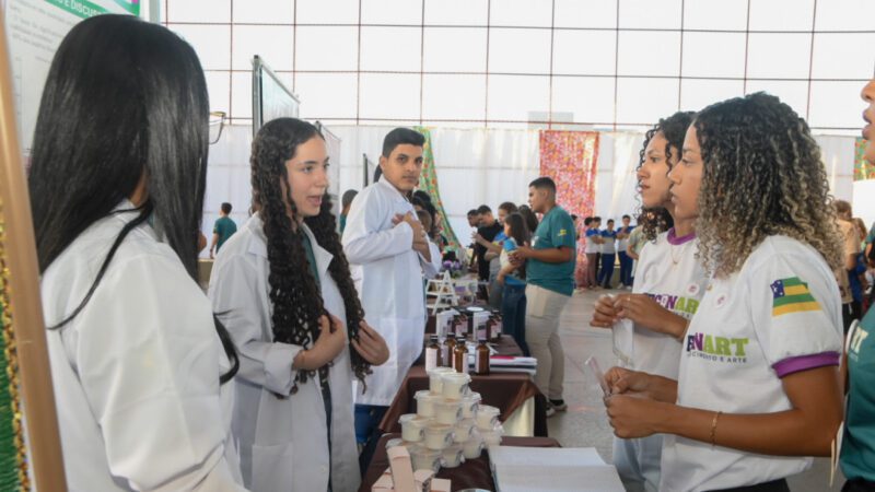 Estudantes do alto sertão sergipano se tornam jovens cientistas por meio da Feconart