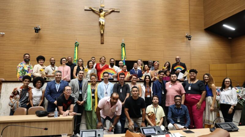 Profissionais do Magistério são homenageados durante Sessão Especial