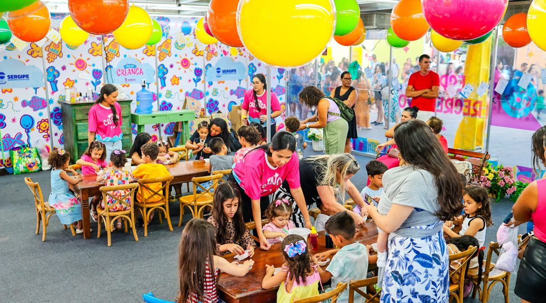 Aquário de Recreação atrai público com brincadeiras lúdicas e criativas na Vila da Criança