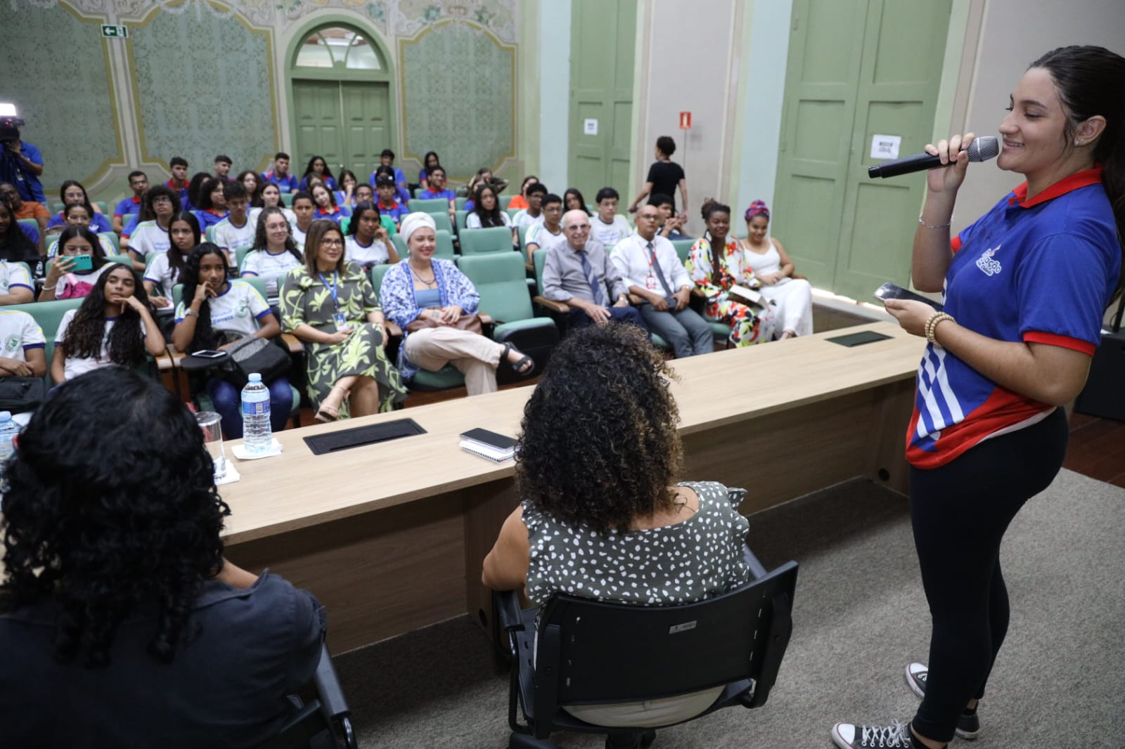 Elese: Semana da Consciência Negra tem estudantes em musicais, monólogos e apresentações teatrais