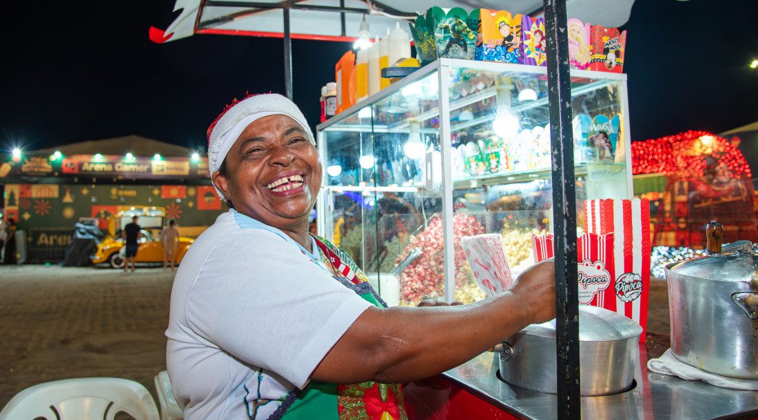 Comércio diversificado garante boas vendas na Vila do Natal Iluminado