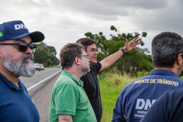 Superintendente do DNIT realiza visita técnica para conhecer projeto de construção do Centro de Comercialização às margens da BR-235