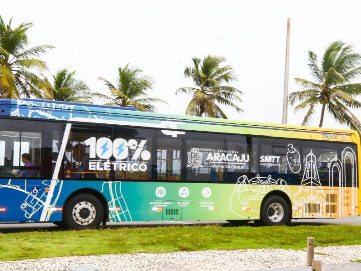 Aracaju inicia operação de 15 ônibus elétricos e se torna referência em mobilidade sustentável no Nordeste