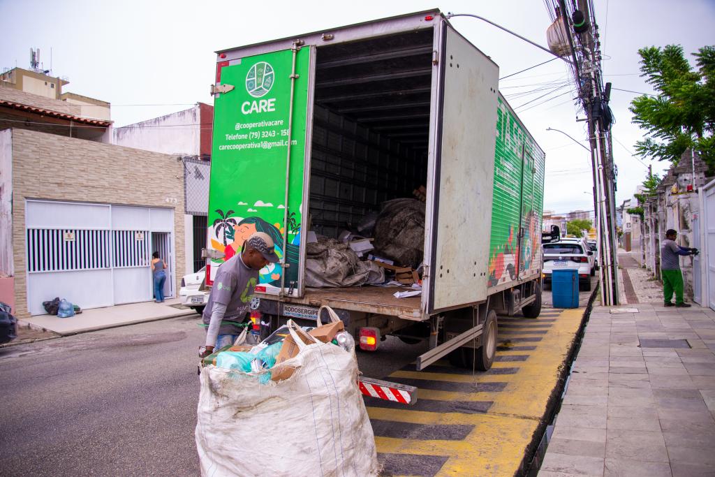 Coleta seletiva em Aracaju recolhe mais de 1,3 mil toneladas em seis meses