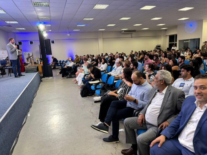 Engenharia Brasileira Vive um Dia Histórico: 1º Congresso de Líderes da Engenharia Civil Ganha Projeção Nacional