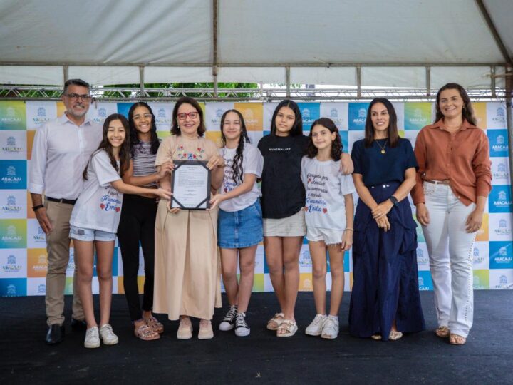 Prefeita Emília Corrêa assina ordem de serviço para reurbanização da Praça Maria Augusta, na Aruana