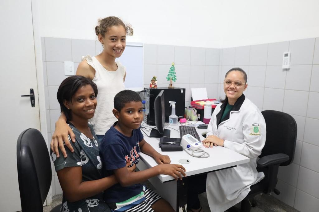 Aracaju ultrapassa meta e alcança destaque no acompanhamento de saúde do Bolsa Família