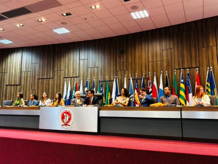 Prefeitura de Aracaju promove debate sobre maus-tratos a animais no Abril Laranja