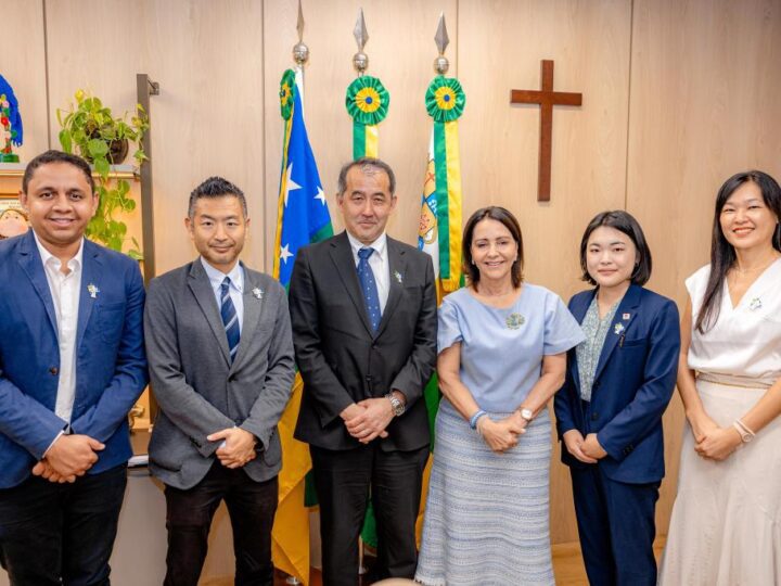 Prefeita Emília Corrêa recebe comitiva da Embaixada do Japão e fortalece relações internacionais