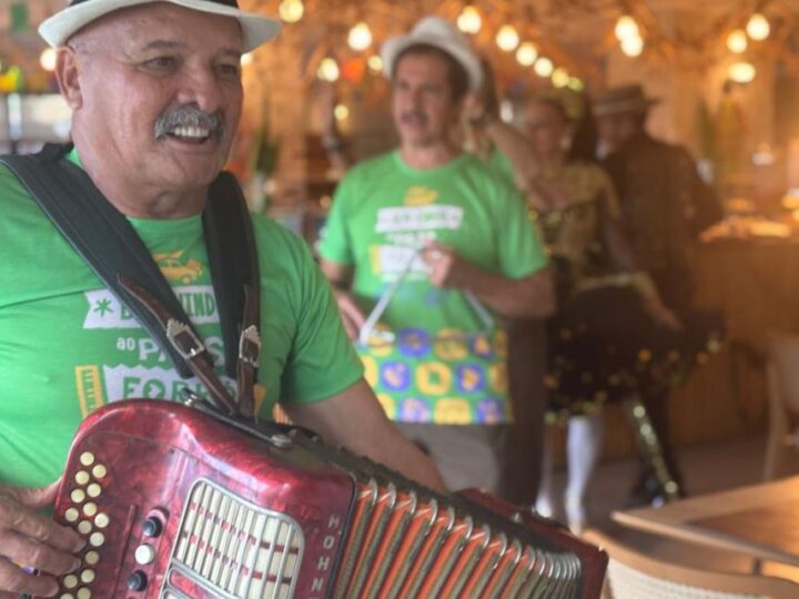 Projeto Bem-vindos ao País do Forró recepciona turistas com música, cultura e gastronomia em Aracaju