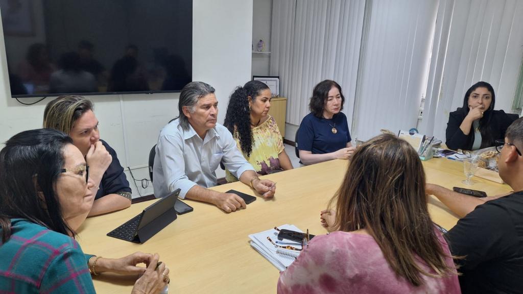 Aracaju reforça políticas para impulsionar turismo, empreendedorismo e economia solidária